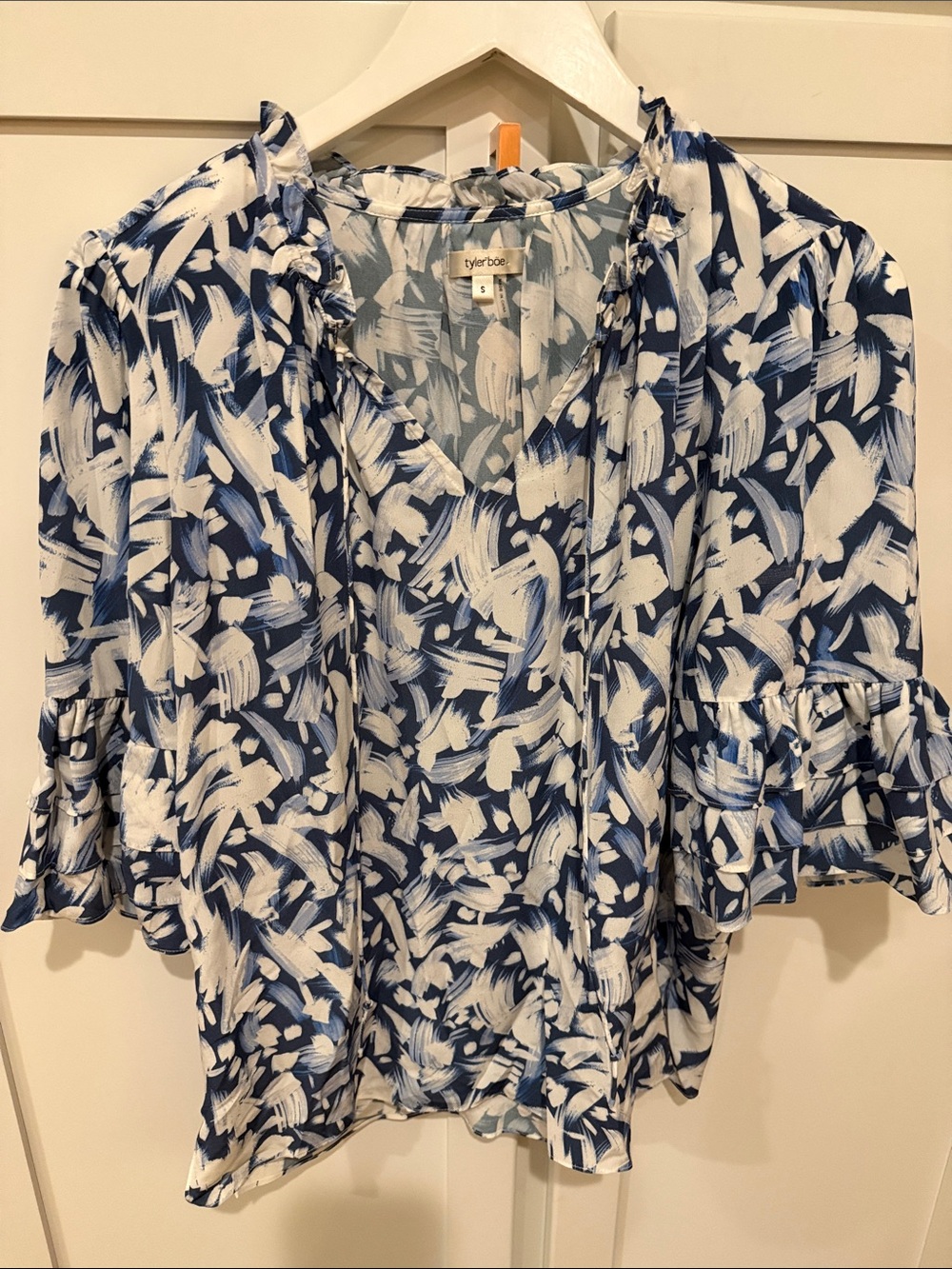 Tyler Boe Navy and White Brushstroke V-Neck Blouse